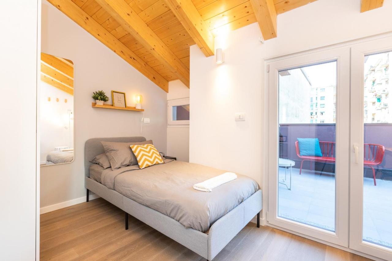 Joivy Contemporary Apartments In Historical Giambellino-Lorenteggio Милан Экстерьер фото