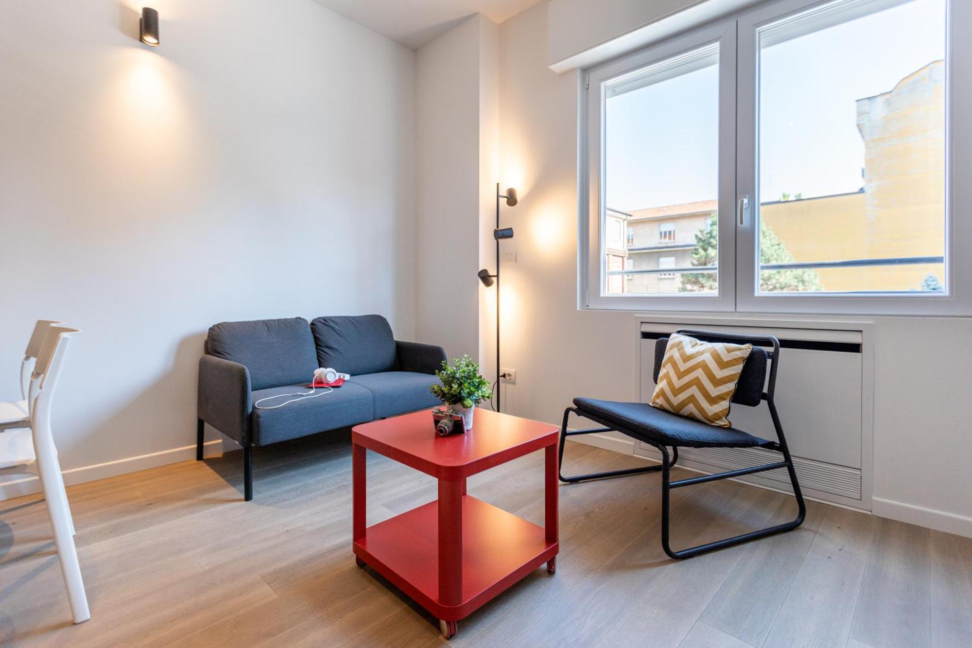 Joivy Contemporary Apartments In Historical Giambellino-Lorenteggio Милан Экстерьер фото